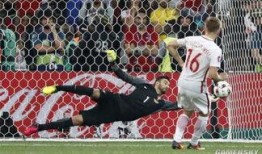 波兰足球爆料视频最新下载,揭秘赛场幕后精彩瞬间